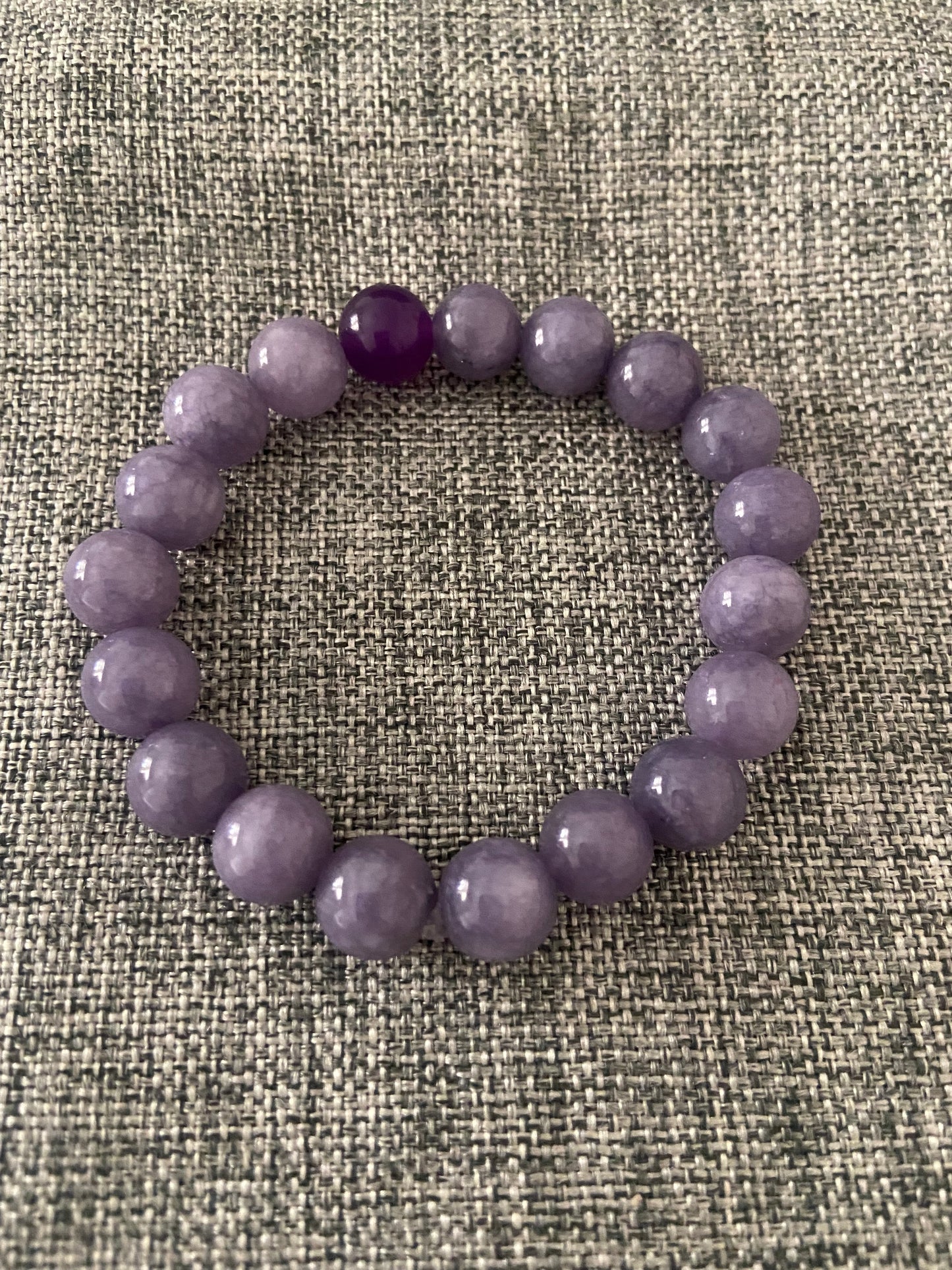 PURPLE JADE WITH AMETHYST
