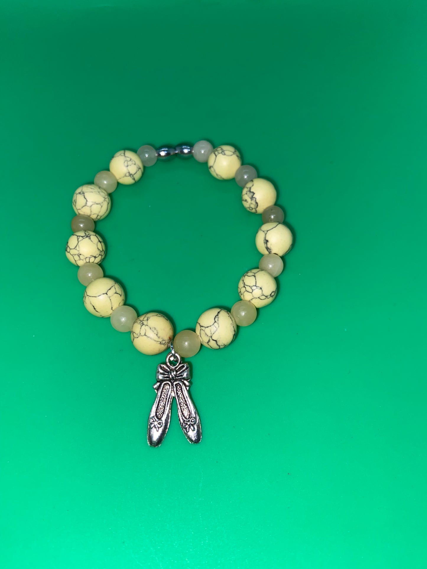 YELLOW BALERINA AVERAGE SIZE! FITS SMALL TO MEDIUM WRISTS