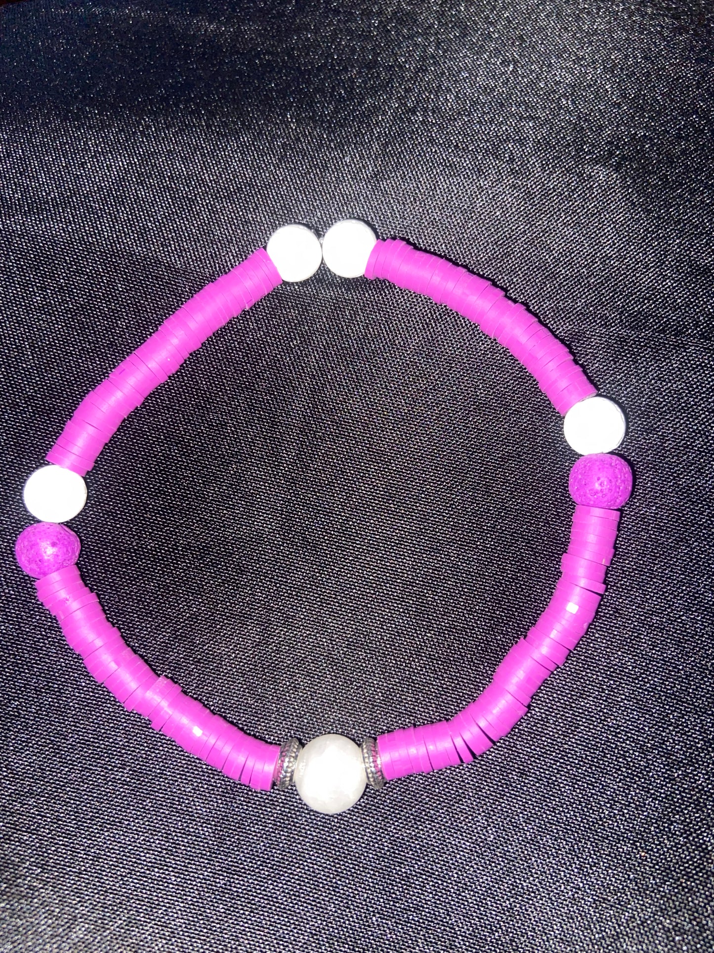 PURPLE & WHITE CLAY BEAD ANKLET