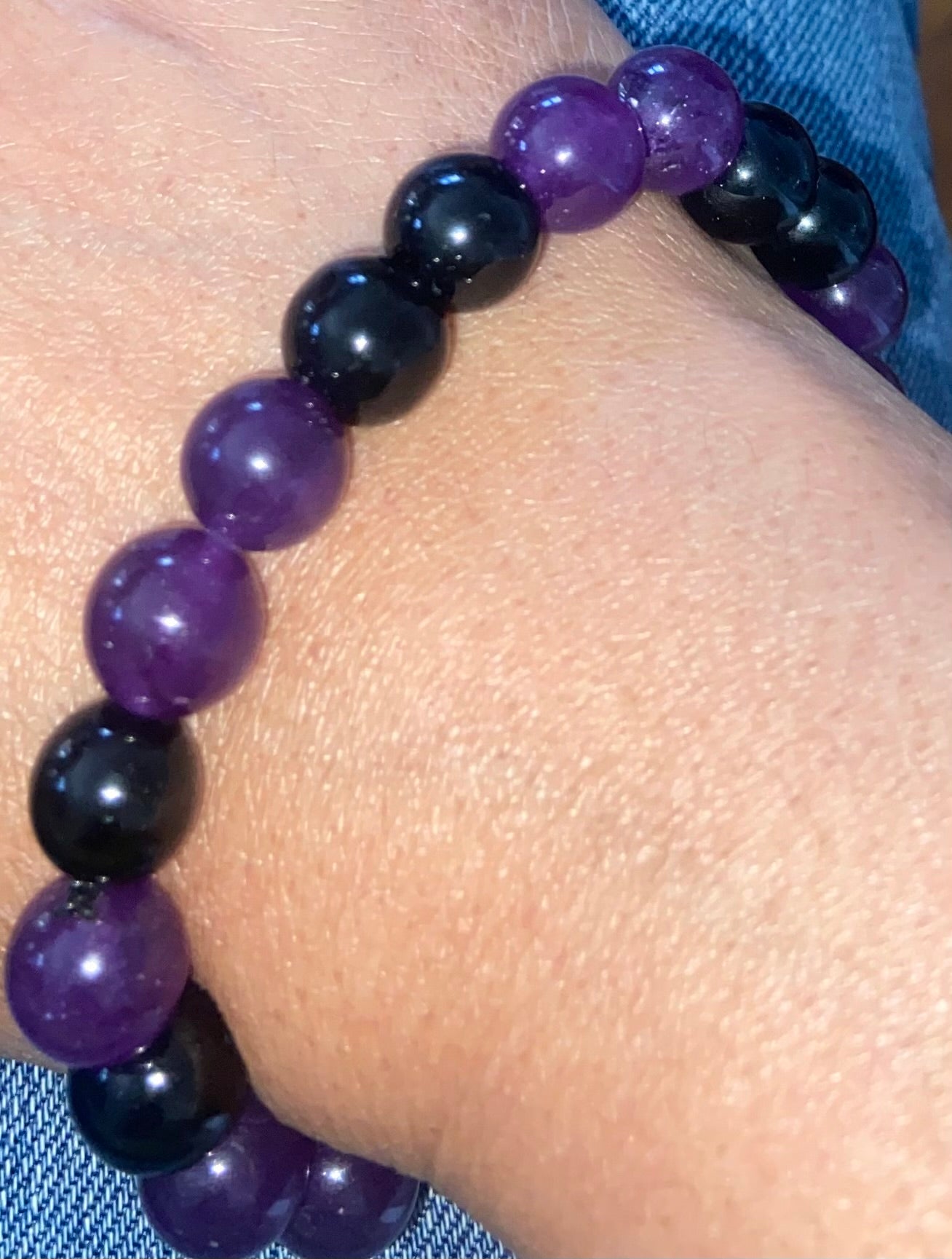 PURPLE AMETHYST AND BLACK ONYX  (UNISEX)